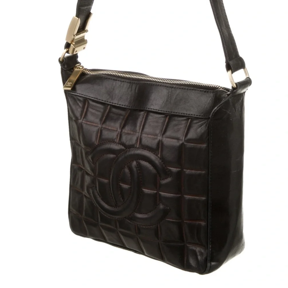 Vintage Chanel Chocolate Bar Shoulder bag Authentic Collectible Kendall Jenner - Picture 1 of 8